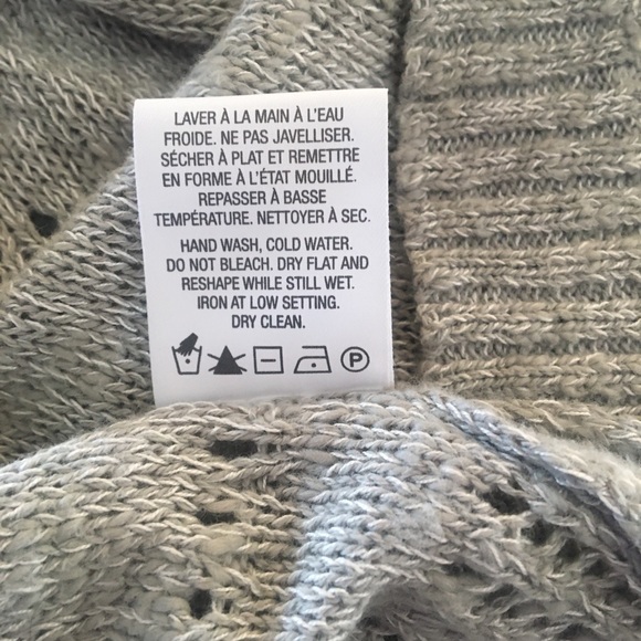 Reitmans petite cardigan grey medium - Picture 5 of 5